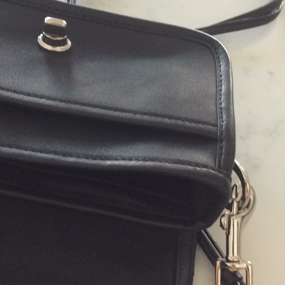 COACH CLASSIC FOLD OVER CROSSBODY LEATHER BAG - Picture 6 of 10